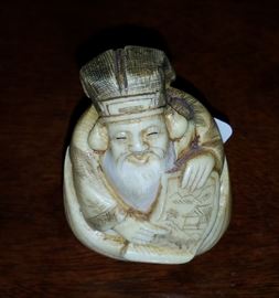 Bone Netsuke-Scroll