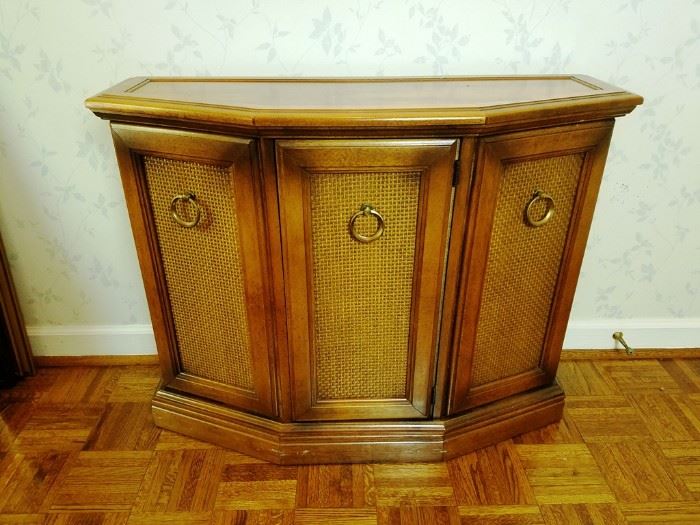 Mediterranean Hall Cabinet:             http://www.ctonlineauctions.com/detail.asp?id=736226
