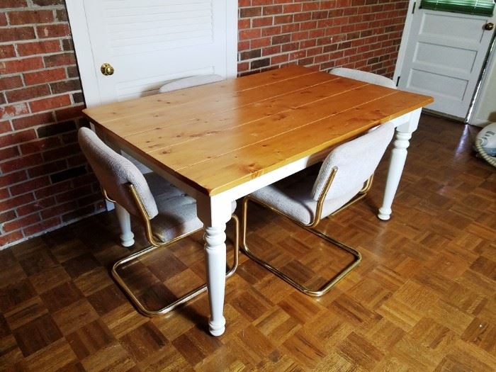 Farmhouse Table with Four Chairs     http://www.ctonlineauctions.com/detail.asp?id=736309