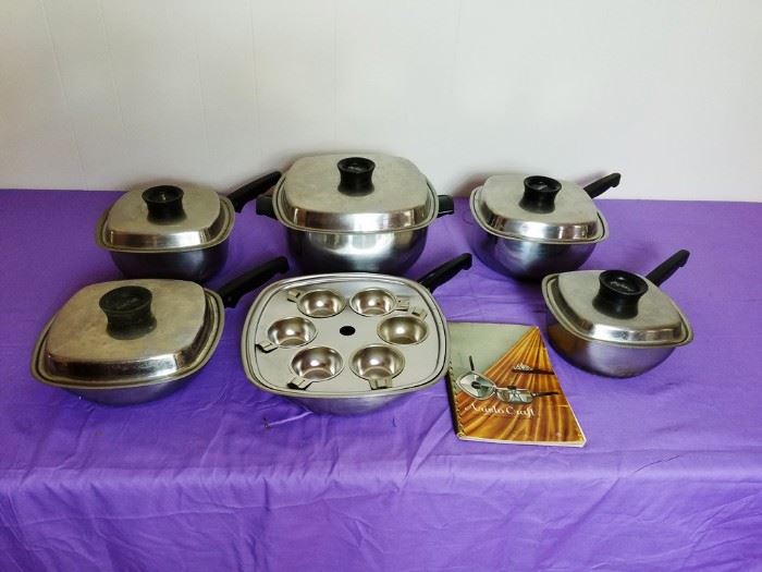 6 Piece Vintage 1950s Aristo Craft Cookware      http://www.ctonlineauctions.com/detail.asp?id=736353