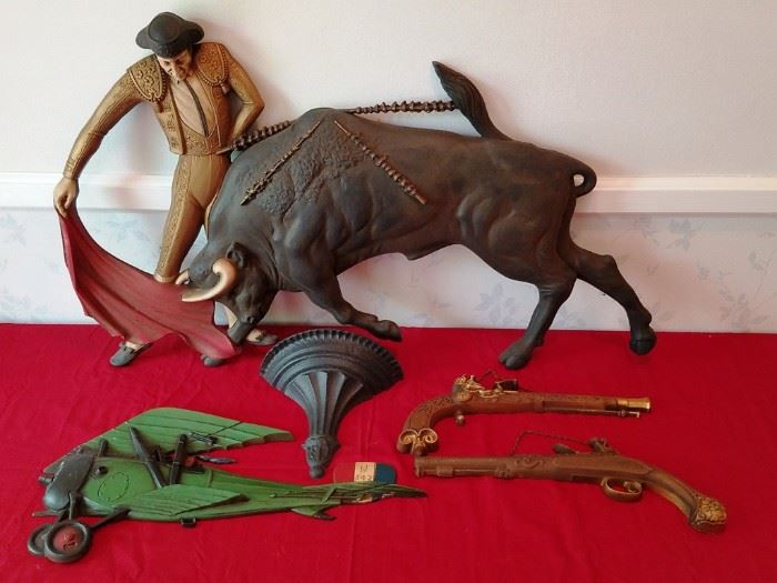 Vintage Metal Wall Art:          http://www.ctonlineauctions.com/detail.asp?id=736424