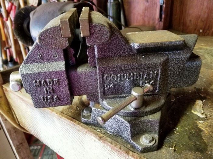 Colombian Vise Made in USA     http://www.ctonlineauctions.com/detail.asp?id=736447