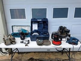 9 Power Tools:     http://www.ctonlineauctions.com/detail.asp?id=737043