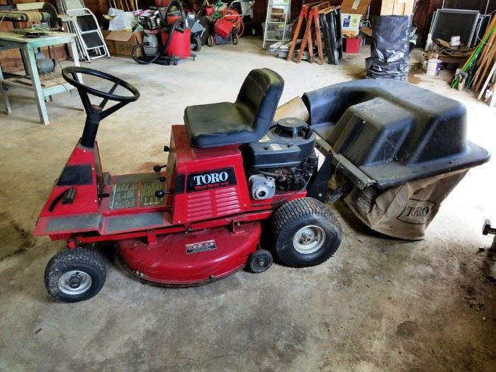 Toro 12 HP Lawn Tractor:     http://www.ctonlineauctions.com/detail.asp?id=737051
