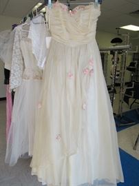 Vintage 1940s , 1950s, and 1960s Prom & Wedding Dresses