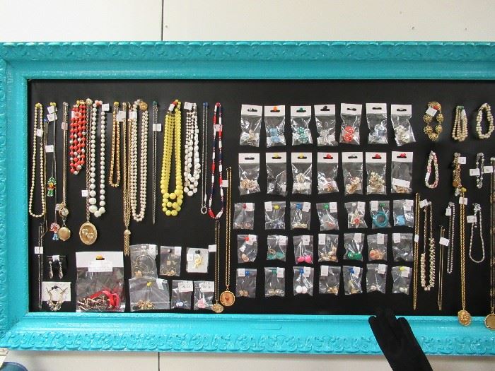 Costume jewelry , necklaces, earrings, brooches, some signed pieces
