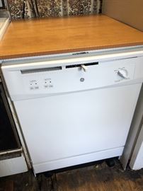 Whirlpool 24" portable dishwasher