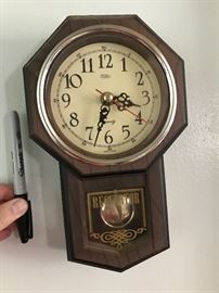 Small regulator wall clock