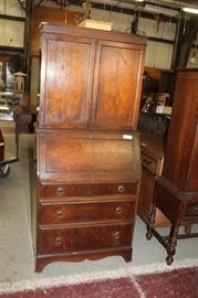 Antique Linen Press