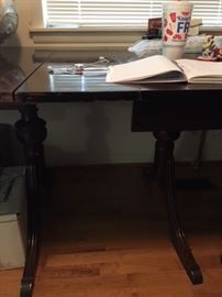 Close up, Large Duncan Phyfe table, 3 pedestal legs. Available