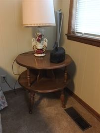 maple round table Available 