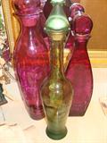 Decortive colored vases.