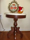 Victorian Furniture Co. "Heirloom Reproductions" lamp table.