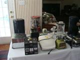 Kitchenware/dishes/appliances/cookware.
