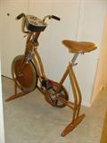 Schwinn Vintage Stationary Exercise Bike. 945 miles