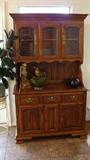Tanbark Oak Hutch