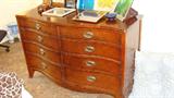 Drexel 8 Drawer Dresser
•Drexel 6 Drawer Chest
•Drexel Nightstand