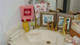 Bathroom decor and accessories