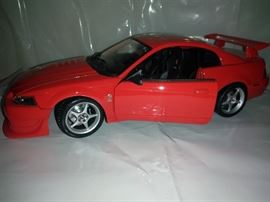 Maisto Cobra
