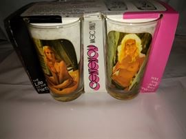 Vintage Centerfold Magic Hi Ball Glasses Set of 4