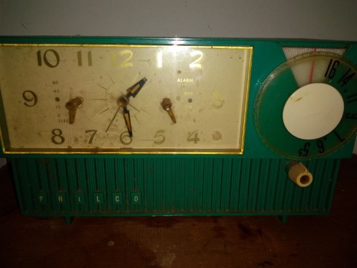 Vintage Philco Clock Radio
