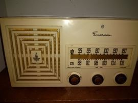 Vintage Emerson Radio