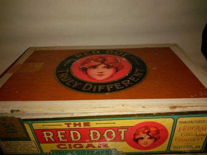 Vintage The Red Dot Cigar Box