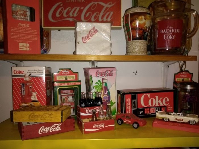 Vintage Coke Clock and Collectibles