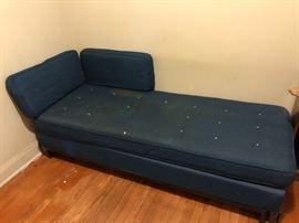 Vintage futon/daybed