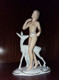 Nude Woman Feeding Deer Wallendorfer Porzellan Figurine (#789)