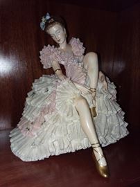 Dresden Unterweissbach Ballerina Figurine (#8976)