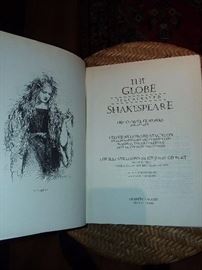 The Globe Illustrated Shakespeare The Complete Works Annotated (1979)
