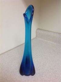 Beautiful Blue Hand Blown Bud Vase, Vintage