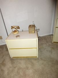 NIGHT STAND