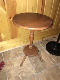 vintage side table/plant stand