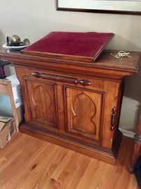 Lectern / dictionary holder c 1870