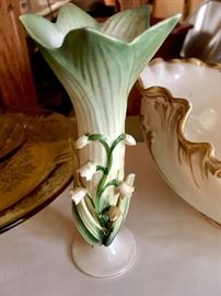 Lefton vase