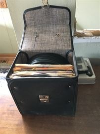 Vintage 45 record case, 45's