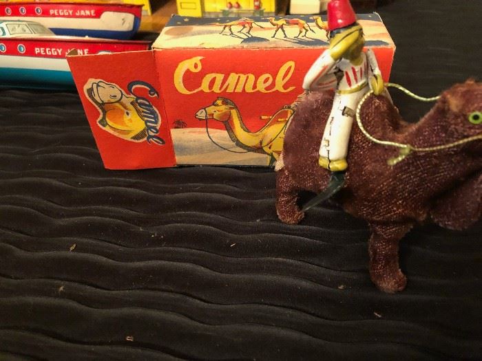 Camel wind up toy made in Japan