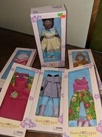 Madame Alexander Hannah Pepper doll and outfits