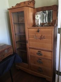 Gorgeous secretary with desk cubby, drawers & display area. A very attractive piece of historic furniture! 
