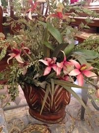 Artificial arrangement