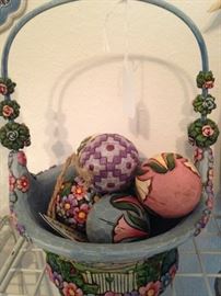 Jim Shore basket and eggs