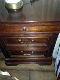 Matching 2-drawer nightstand