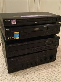 Media Essentials: Receiver, CD Player, DVD, VHS         http://www.ctonlineauctions.com/detail.asp?id=736318