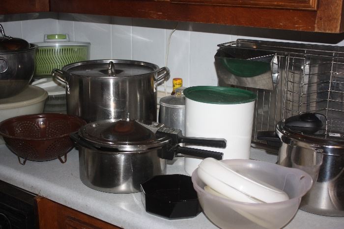Pressure cooker (barley used), Pans, Kitchenware
