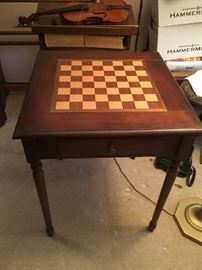 Wooden chess table with 2 drawers