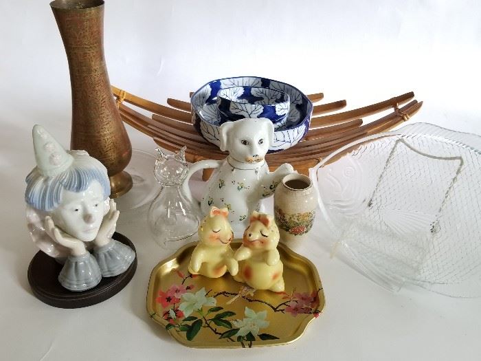 Asian Inspired Décor Pieces    http://www.ctonlineauctions.com/detail.asp?id=737108