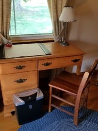  Small Maple Desk, Chair and Accessories	   http://www.ctonlineauctions.com/detail.asp?id=737129