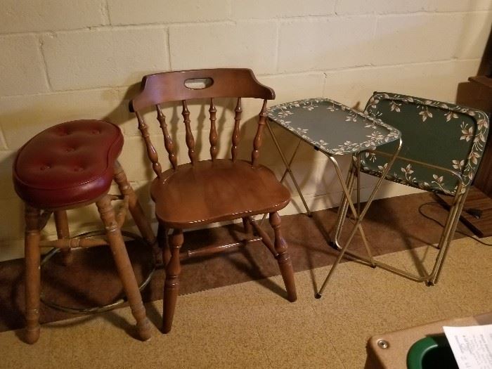  Mid Century Collection       http://www.ctonlineauctions.com/detail.asp?id=737373